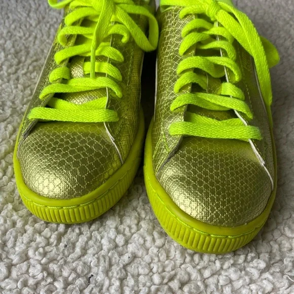 Puma Womens’ Basket Future Minimal Sneaker - Picture 8 of 16